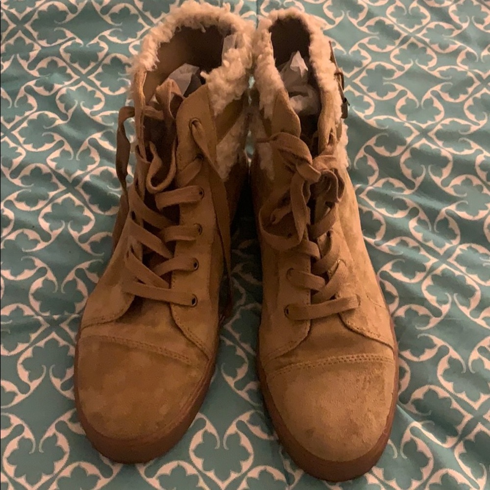 Nine West boots - Picture 2 of 9